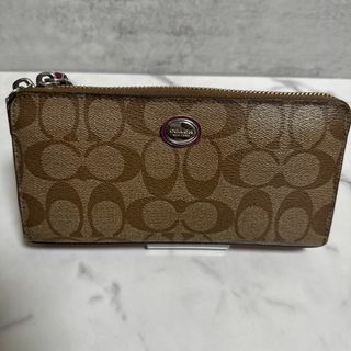 COACH(財布 ・ パープル/紫色系)のフリマアイテム一覧 COACH(財布 ・ パープル/紫色系)のフリマアイテム一覧