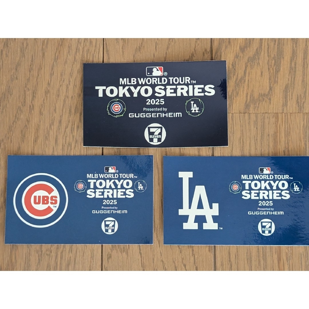 MLB TOKYO SERIES セブンイレブン ステッカー 全3種 スポーツ/アウトドアの野球(応援グッズ)の商品写真
