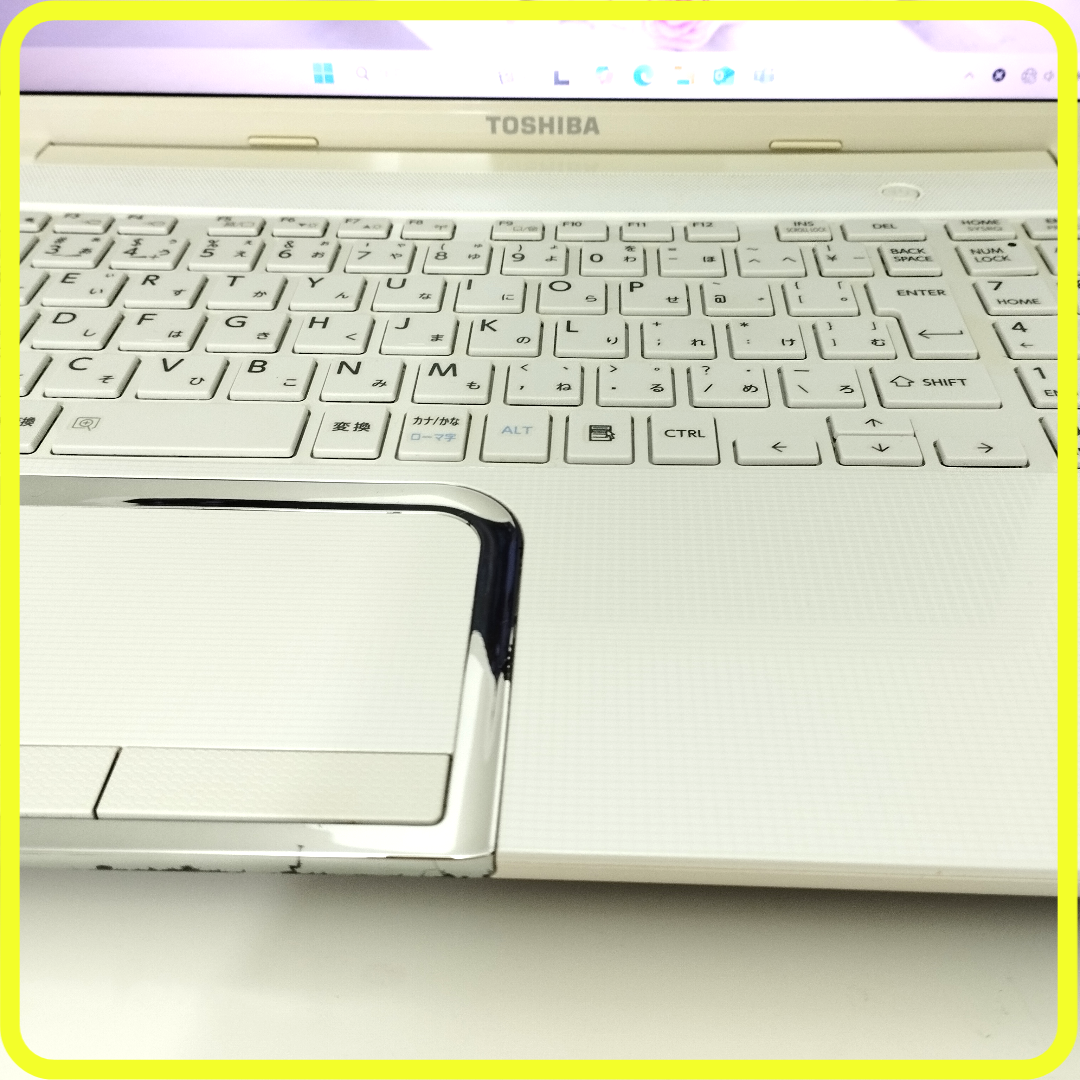 東芝(トウシバ)のCore i7　新品SSD512GB⭐️windows11ノートパソコン　306 スマホ/家電/カメラのPC/タブレット(ノートPC)の商品写真