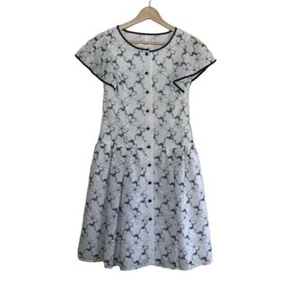 René - Rene(ルネ) ワンピース サイズ34 S レディース美品 - 白 René - Rene(ルネ) ワンピース サイズ34 S レディース美品 - 白