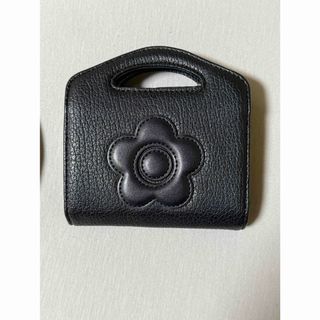 MARY QUANT(財布)のフリマアイテム一覧 MARY QUANT(財布)のフリマアイテム一覧