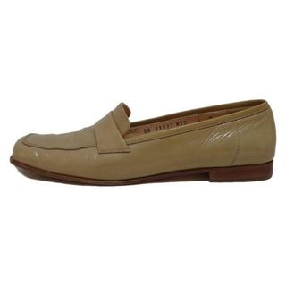 Salvatore Ferragamo(ローファー/革靴 ・ ベージュ系)のフリマ Salvatore Ferragamo(ローファー/革靴 ・ ベージュ系)のフリマ