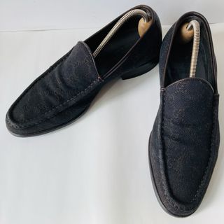 GUCCI - 超希少BTSテテ、テヒョン着用 GUCCIローファーの通販 GUCCI - 超希少BTSテテ、テヒョン着用 GUCCIローファーの通販