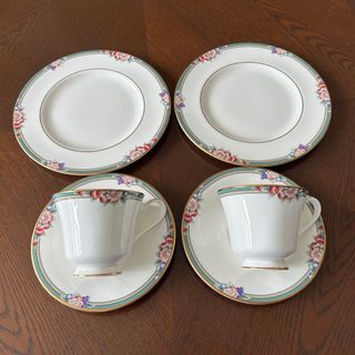 Royal Doulton(食器)のフリマアイテム一覧 Royal Doulton(食器)のフリマアイテム一覧