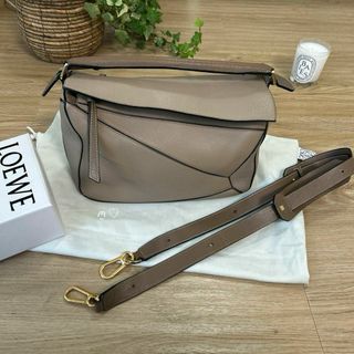 LOEWE - LOEWEロエベ☆シルクプリントワンピース レザーベルトの LOEWE - LOEWEロエベ☆シルクプリントワンピース レザーベルトの