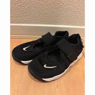 NIKE(ブラック/黒色系)のフリマアイテム一覧 NIKE(ブラック/黒色系)のフリマアイテム一覧