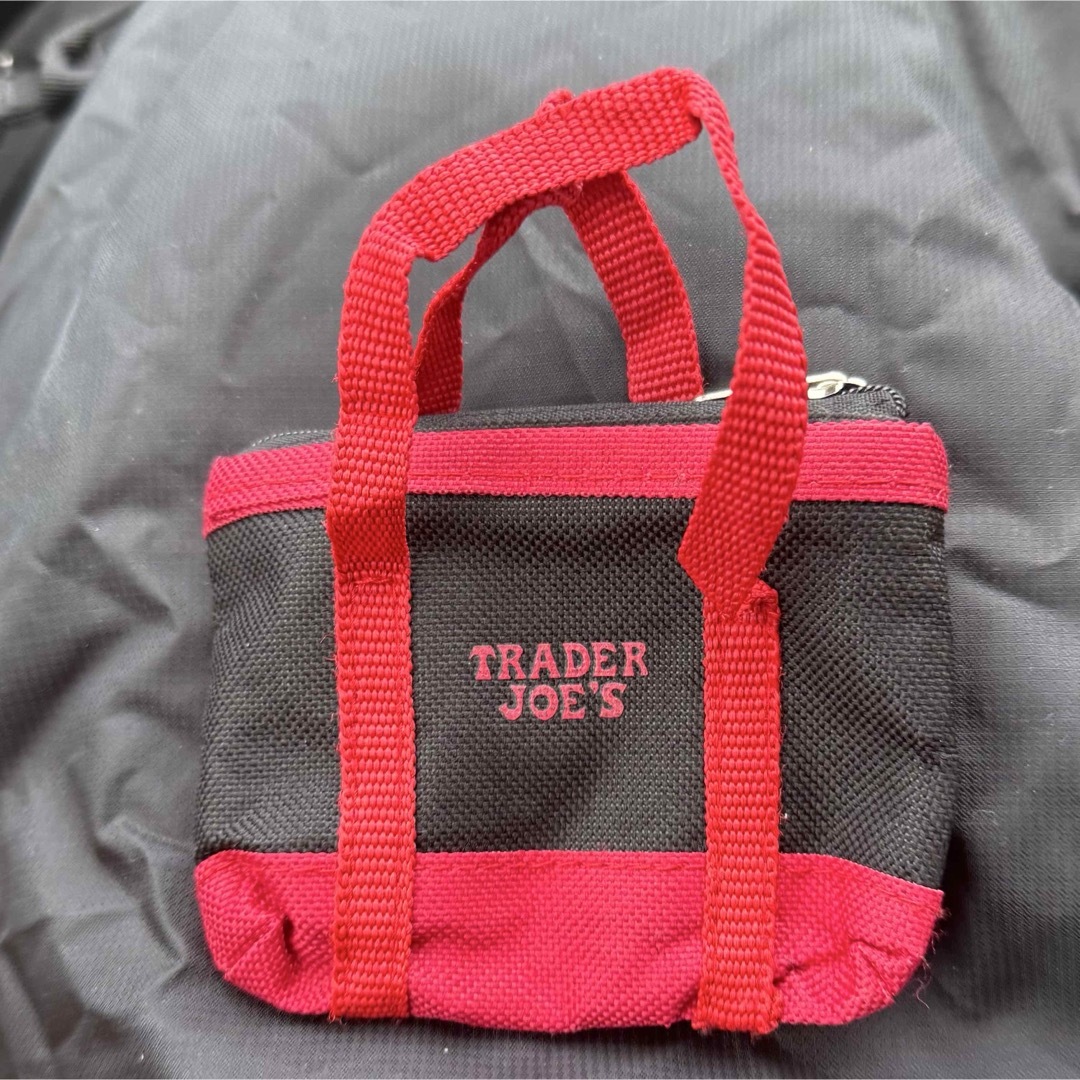 【中古】Trader Joe'sトレーダージョーズミニケース レディースのバッグ(トートバッグ)の商品写真
