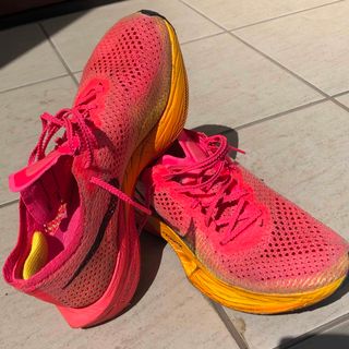 NIKE(ナイキ)　ヴェイパーフライネクスト% 3 25.5cm