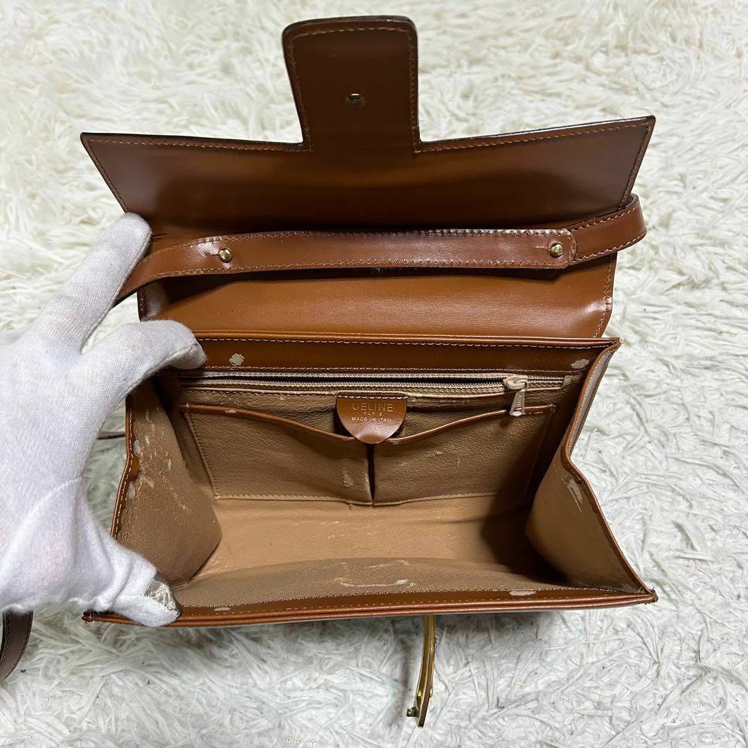 セリーヌ ショルダーバッグ 馬車金具 カーフレザー 斜めがけ