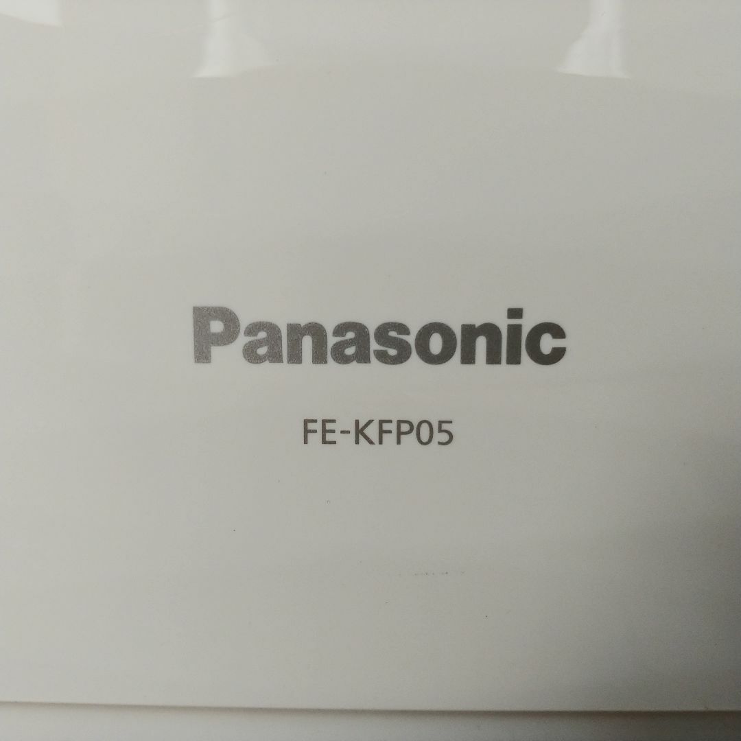 Panasonic(パナソニック)のパナソニック 加湿器 FE-KFP05 2017年製 スマホ/家電/カメラの生活家電(加湿器/除湿機)の商品写真