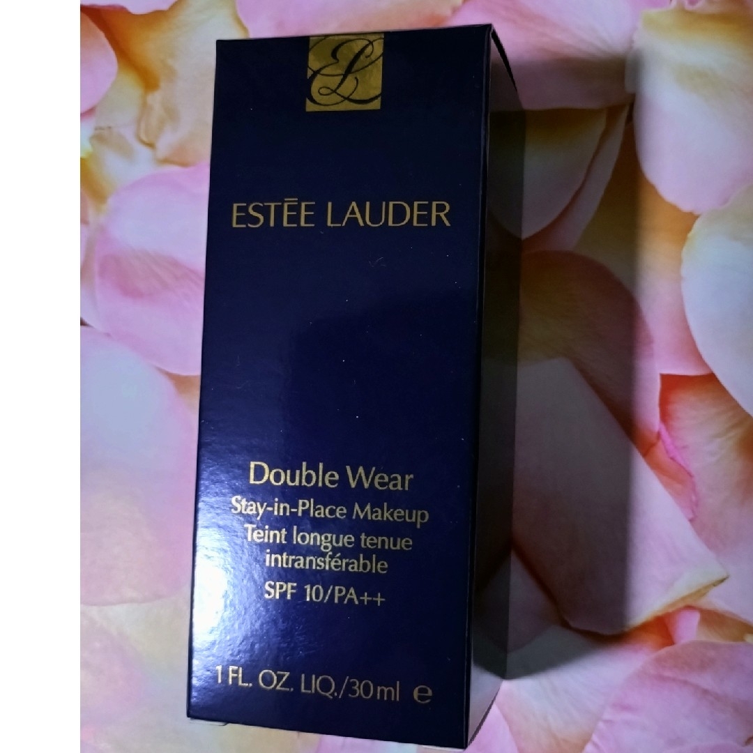 Estee Lauder(エスティローダー)の新品 エスティーローダー ダブルウェア 15 シェル 1C0 コスメ/美容のベースメイク/化粧品(ファンデーション)の商品写真