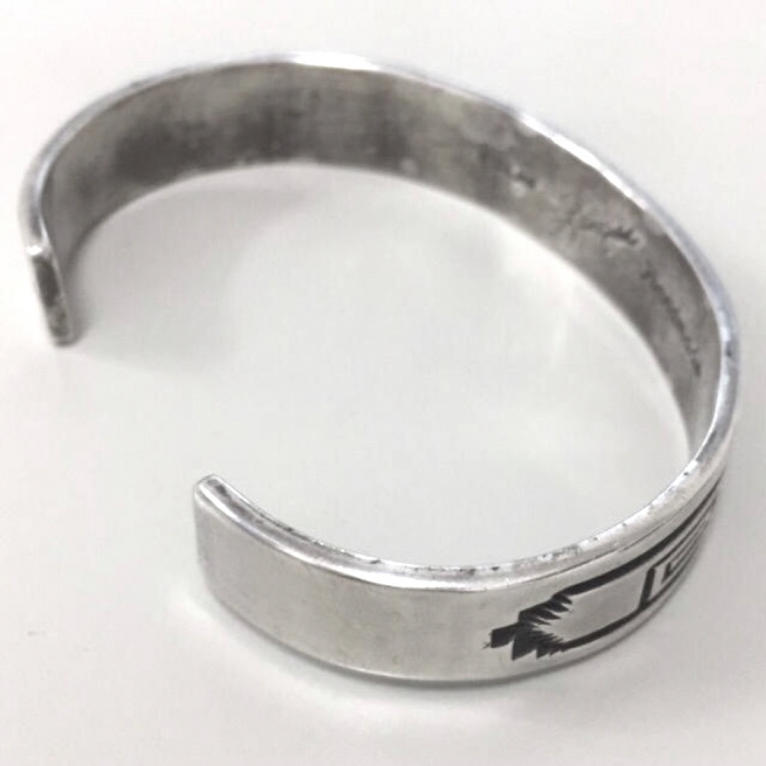 INDIAN JEWELRY(インディアンジュエリー)のシルバー ナバホ インディアン メキシコ ジュエリー ヴィンテージ アンティーク メンズのアクセサリー(バングル/リストバンド)の商品写真