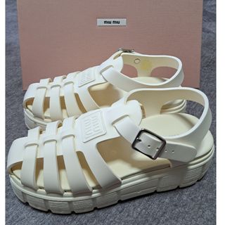 MIU MIU(サンダル)のフリマアイテム一覧 MIU MIU(サンダル)のフリマアイテム一覧