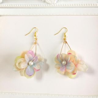 再販×4 フラワーフープピアス(ピアス)