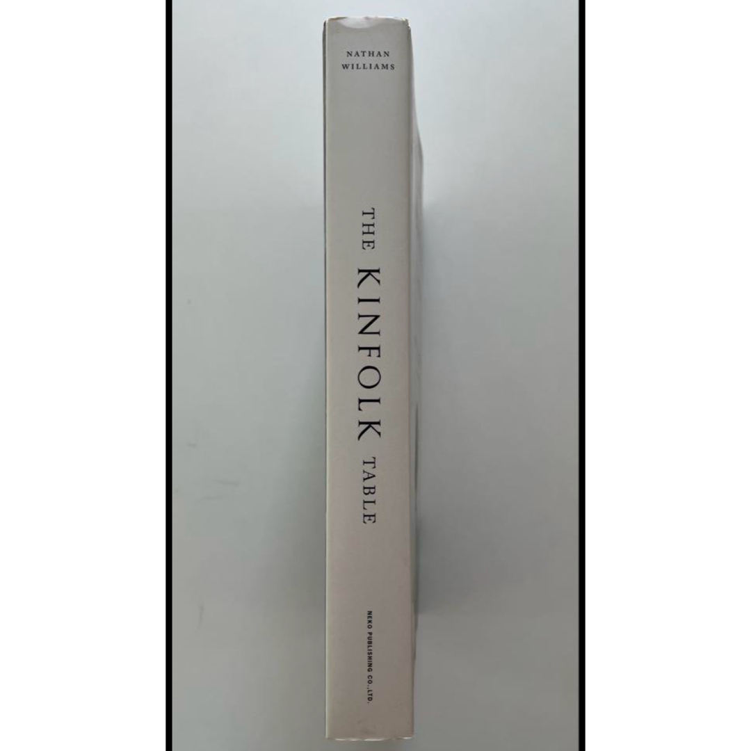 THE KINFOLK TABLE 日本版 エンタメ/ホビーの本(住まい/暮らし/子育て)の商品写真