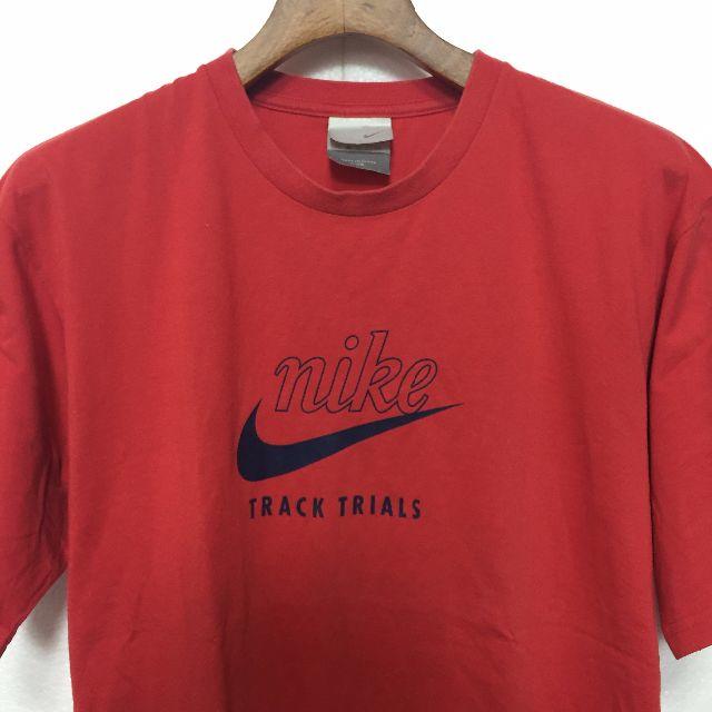 NIKE(ナイキ)の『NIKE』ロゴ＋スウォッシュ デザインTee メンズのトップス(Tシャツ/カットソー(半袖/袖なし))の商品写真