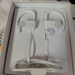 Beats by Dr Dre - 【新品・未使用】Beats Solo Buds — マット Beats by Dr Dre - 【新品・未使用】Beats Solo Buds — マット