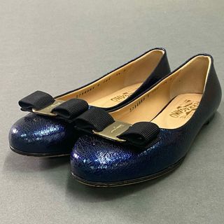 Salvatore Ferragamo(ハイヒール/パンプス ・ ブルー・ネイビー Salvatore Ferragamo(ハイヒール/パンプス ・ ブルー・ネイビー
