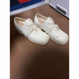 GUIDI(ホワイト/白色系)のフリマアイテム一覧 GUIDI(ホワイト/白色系)のフリマアイテム一覧