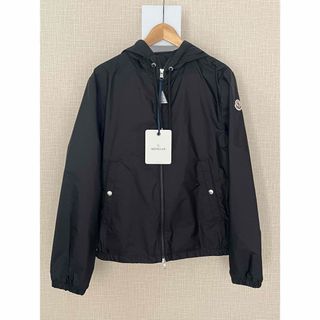 MONCLER(ナイロンジャケット ・ ブラック/黒色系)のフリマ MONCLER(ナイロンジャケット ・ ブラック/黒色系)のフリマ