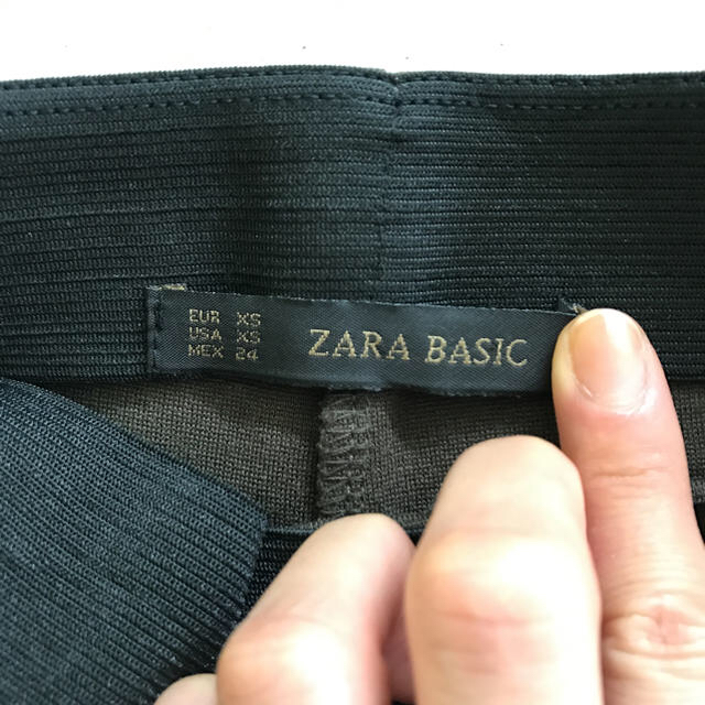 ZARA(ザラ)のZARA レギンス (モスグリーン) サイズXS レディースのレッグウェア(レギンス/スパッツ)の商品写真
