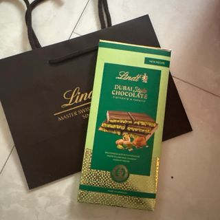 Lindt - リンツ ドバイチョコレート 145g 2個の通販 by nuon's Lindt - リンツ ドバイチョコレート 145g 2個の通販 by nuon's