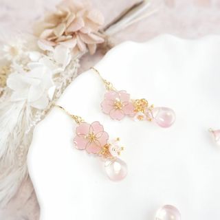 桜ドロップ～春の訪れ～　イヤリング(イヤリング)