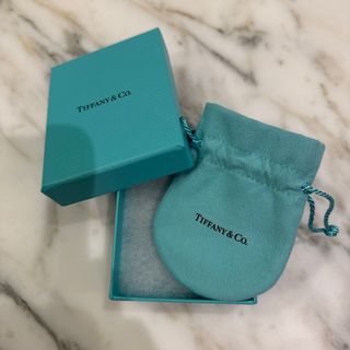 Tiffany & Co.(ショップ袋)のフリマアイテム一覧 Tiffany & Co.(ショップ袋)のフリマアイテム一覧