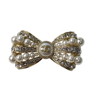 お歳暮・冬ギフト特集2024 / CHANEL - CHANEL シャネル イヤリング クローバー ◇No5 イヤリング