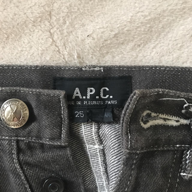 A.P.C(アーペーセー)のapc アーペーセー💗デニムパンツ レディースのパンツ(デニム/ジーンズ)の商品写真