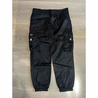PRADA - prada プラダ SPH395 RE-NYLON gimmick カーゴパンツの PRADA - prada プラダ SPH395 RE-NYLON gimmick カーゴパンツの