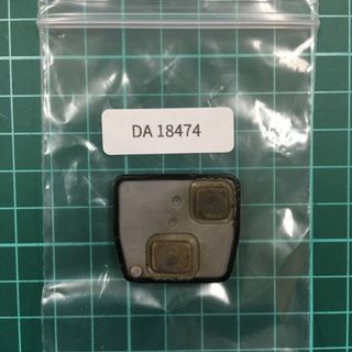 DA18474 ダイハツ 純正 基板のみ キーレス 黒枠 2ボタン  タント ムーヴ ハイゼットカーゴ  ミラ エッセ アトレー等(車内アクセサリ)
