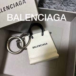 BALENCIAGA - 最安 希少 BALENCIAGA ミニトート キーホルダー BALENCIAGA - 最安 希少 BALENCIAGA ミニトート キーホルダー