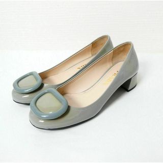 PRADA - 極美品✨プラダ スウェード ビジュー ポインテッドトゥ PRADA - 極美品✨プラダ スウェード ビジュー ポインテッドトゥ