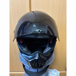 SIMPSON(ヘルメット/シールド ・ ブラック/黒色系)のフリマ SIMPSON(ヘルメット/シールド ・ ブラック/黒色系)のフリマ
