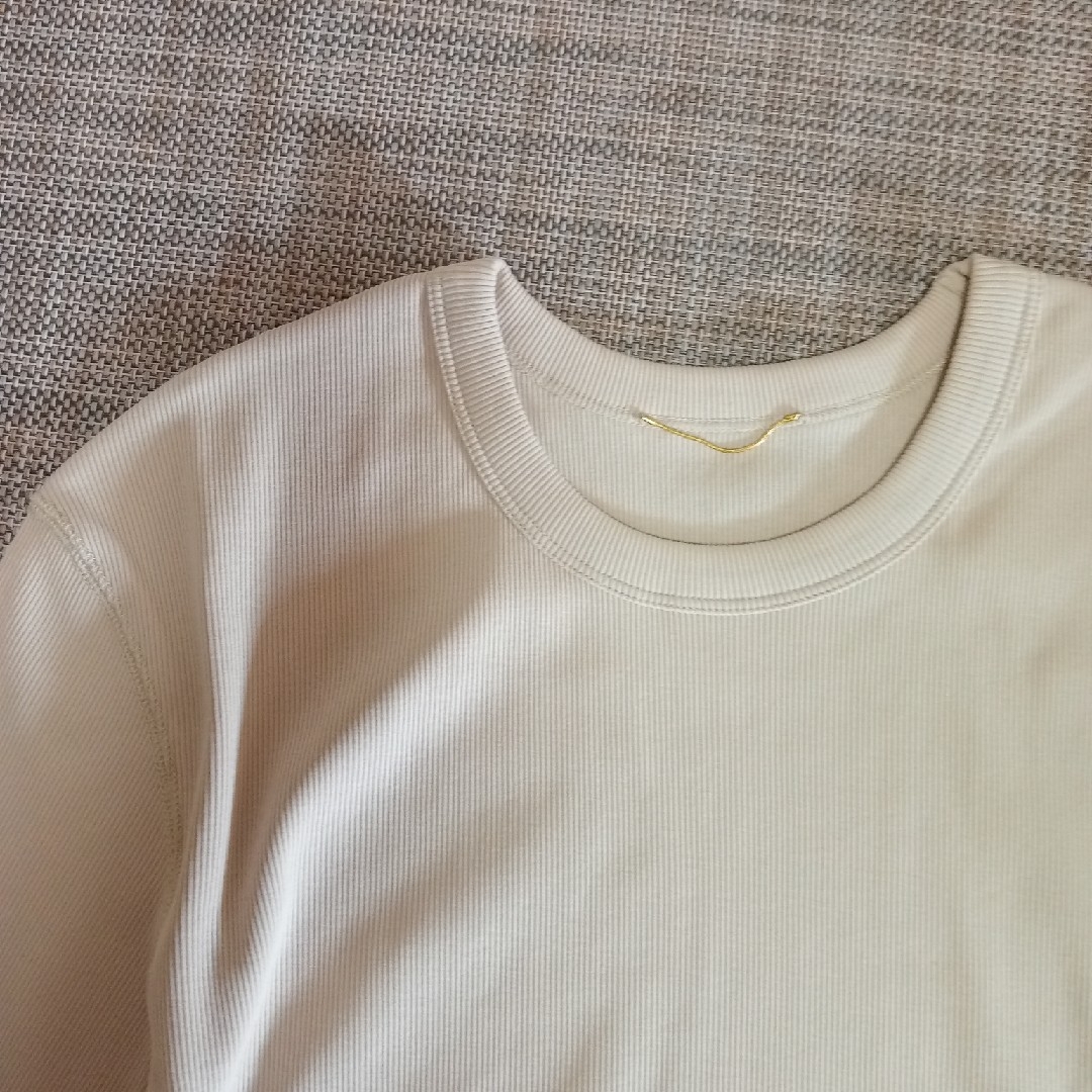 DEUXIEME CLASSE(ドゥーズィエムクラス)のDeuxieme Classe *dignity Tシャツ　ベージュ レディースのトップス(カットソー(長袖/七分))の商品写真