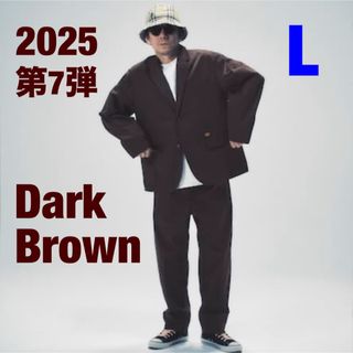 BEAMS - Dickies TRIPSTER BEAMS スーツ ブラウン 2025 第7弾の BEAMS - Dickies TRIPSTER BEAMS スーツ ブラウン 2025 第7弾の