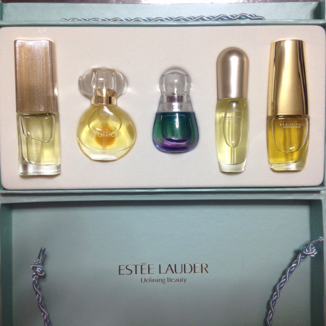 Estee Lauder(エスティローダー)のエスティーローダー 香水セット コスメ/美容の香水(香水(女性用))の商品写真