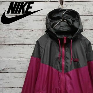 NIKE(ジャケット/アウター ・ シルバー/銀色系)のフリマ NIKE(ジャケット/アウター ・ シルバー/銀色系)のフリマ