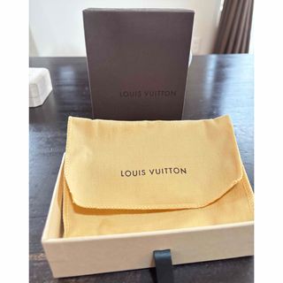 LOUIS VUITTON(ショップ袋)のフリマアイテム一覧 LOUIS VUITTON(ショップ袋)のフリマアイテム一覧