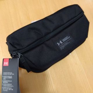 アンダーアーマー(UNDER ARMOUR)のアンダーアーマー　ウエストポーチ　ウエストバック　新品！容量3L　ユニセックス(ウエストポーチ)