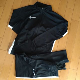 NIKE - ナイキ ベロアセットアップ ジャージ 130 週末限定値下げ NIKE - ナイキ ベロアセットアップ ジャージ 130 週末限定値下げ