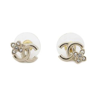 CHANEL(フラワー ・ ピアス)のフリマアイテム一覧 CHANEL(フラワー ・ ピアス)のフリマアイテム一覧