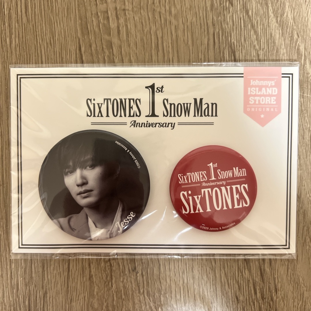SixTONES 缶バッジ SixTONES 1st Anniversary 缶バッジセット 松村北斗 - メルカリ