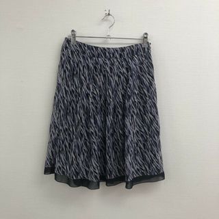 ナチュラルビューティー(NATURAL BEAUTY)の【NATURAL BEAUTY】ナチュラルビューティー　スカート　紫系　サイズ36　総柄　レディース(その他)