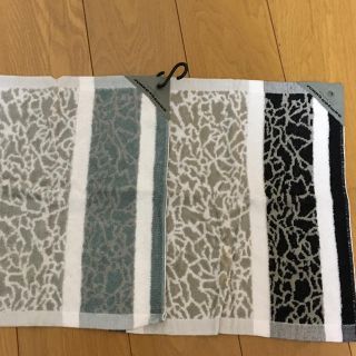 コシノジュンコ(JUNKO KOSHINO)の☆しずえ★様専用  コシノジュンコ ハンドタオル２枚セット(タオル/バス用品)