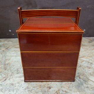 中国 螺鈿細工 らでんさいく 縁起の良い八角 小箱、宝石箱、香合 中国 螺鈿細工 らでんさいく 縁起の良い八角 小箱、宝石箱、香合