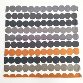 marimekko(クッションカバー)のフリマアイテム一覧 marimekko(クッションカバー)のフリマアイテム一覧