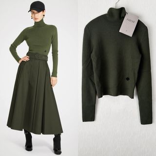 PATOU(ニット/セーター)のフリマアイテム一覧 PATOU(ニット/セーター)のフリマアイテム一覧
