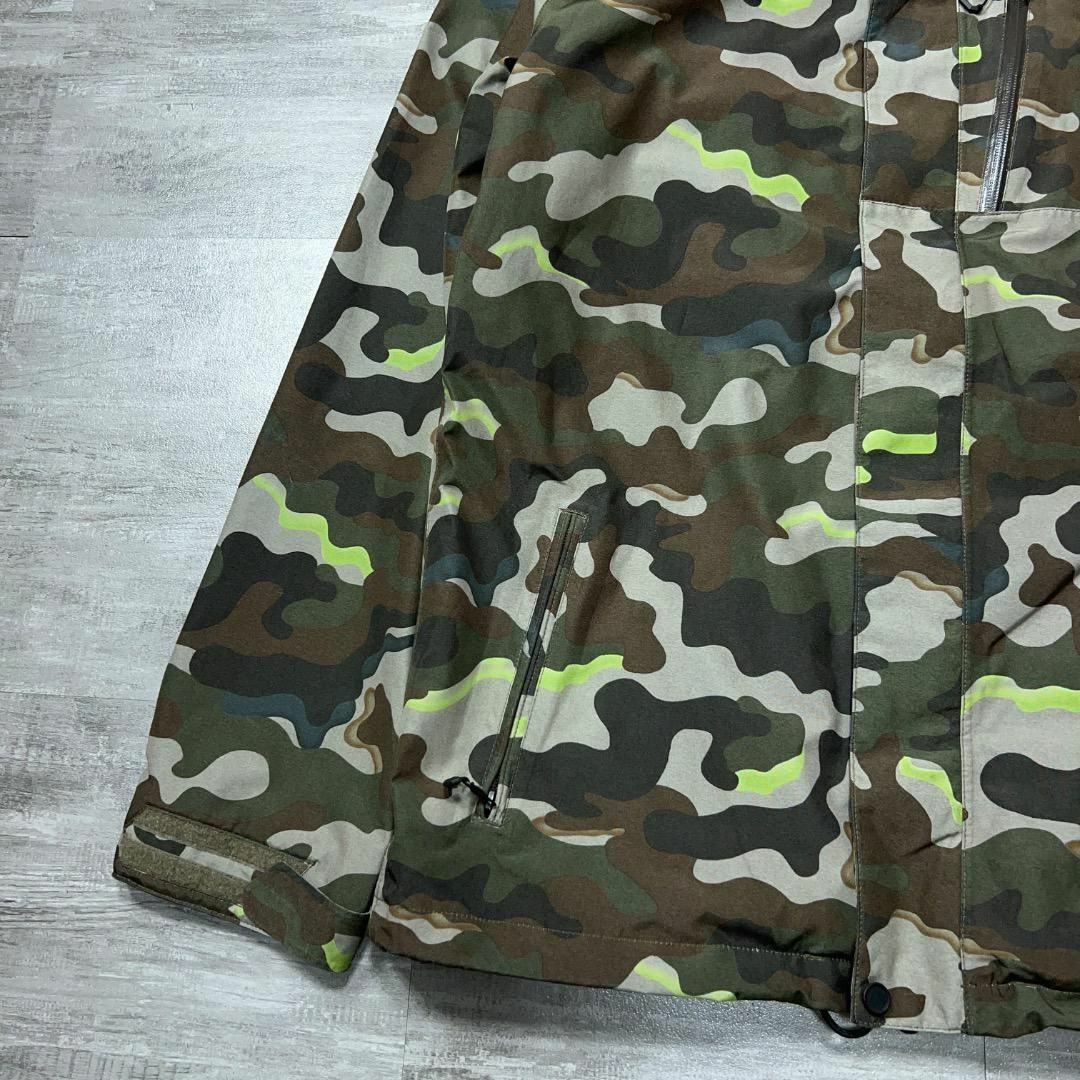 volcom - 美品 VOLCOM GORE-TEX 迷彩 スノボウェア ジャケット M volcom - 美品 VOLCOM GORE-TEX 迷彩 スノボウェア ジャケット M